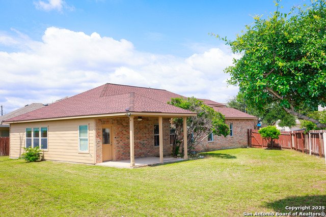 Image 32 of 42 For 10226 Homburg Ranch N