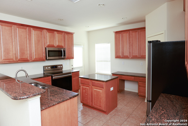 Image 7 of 42 For 10226 Homburg Ranch N