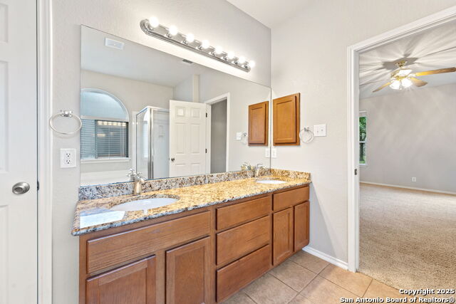 Listing photo id 10 for 817 Walzem Mission