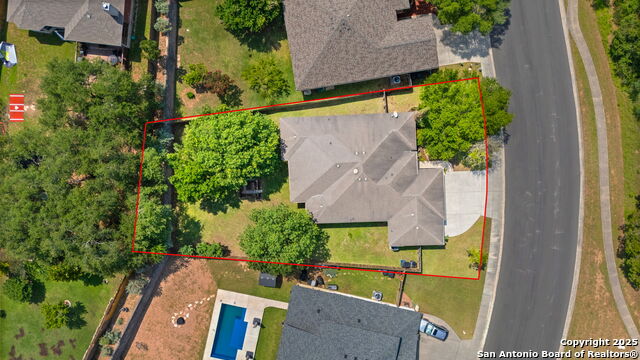 Listing photo id 19 for 817 Walzem Mission