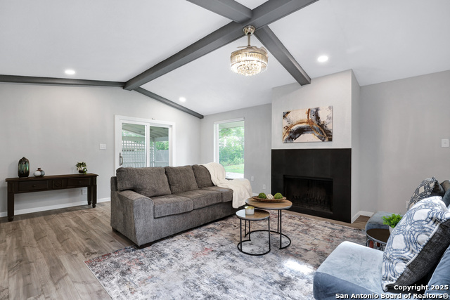 Image 3 of 30 For 3507 St Igo