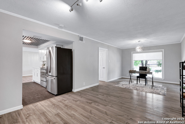 Image 7 of 30 For 3507 St Igo