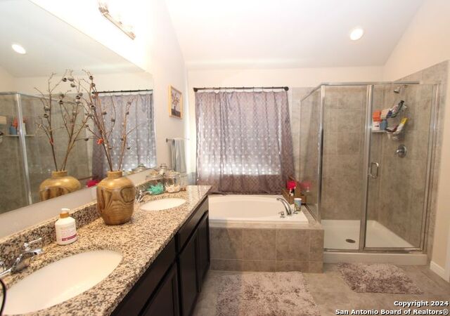 Image 17 of 20 For 8713 Stackstone