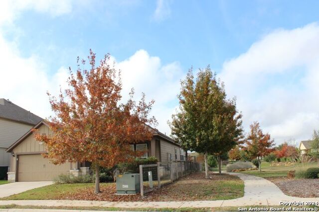 Image 2 of 20 For 8713 Stackstone