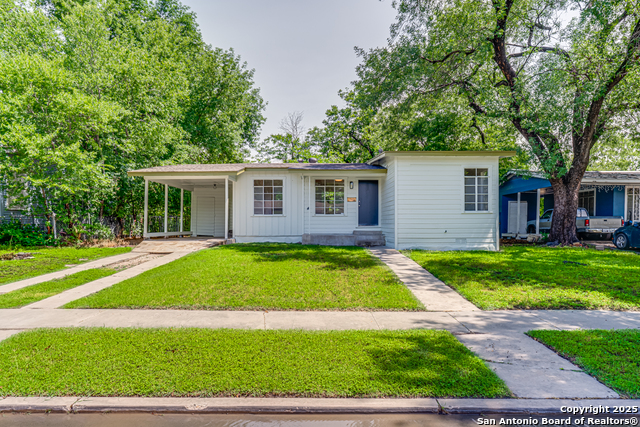 Image 3 of 18 For 135 Englewood