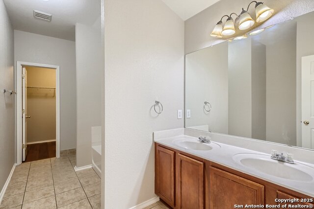 Image 17 of 22 For 5422 Tomas Circle
