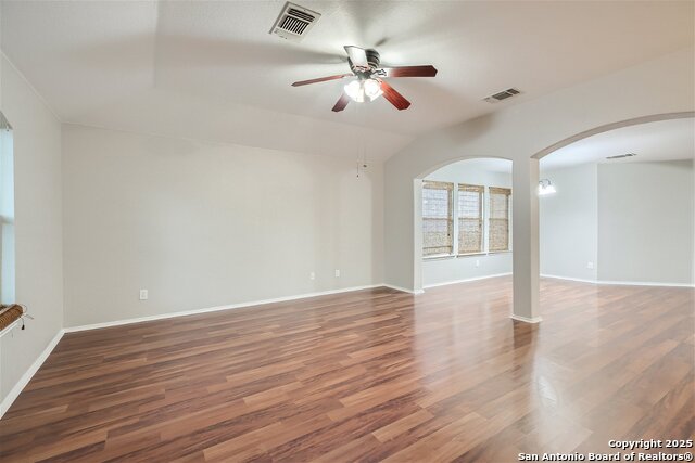 Image 8 of 22 For 5422 Tomas Circle
