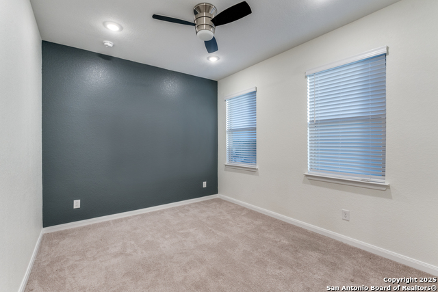 Listing photo id 12 for 10033 Mulhouse