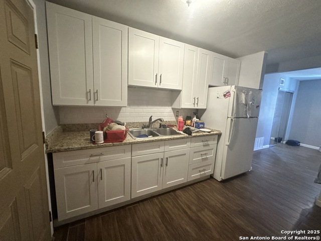 Image 10 of 16 For 1606 Lone Oak