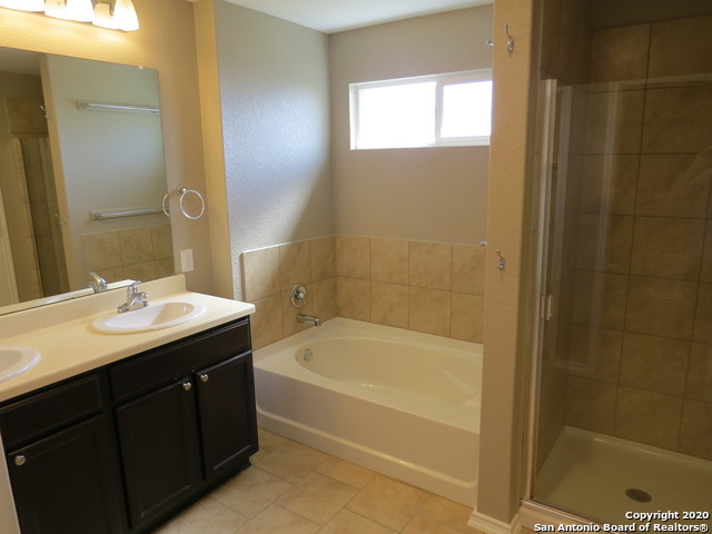 Image 13 of 25 For 12322 Erstein Vly