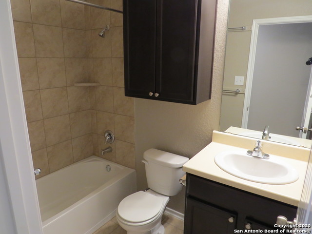 Image 18 of 25 For 12322 Erstein Vly