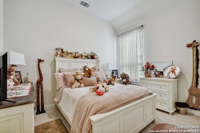 Listing photo id 13 for 2914 Sussex Park