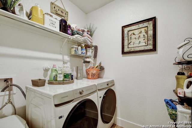 Listing photo id 16 for 2914 Sussex Park