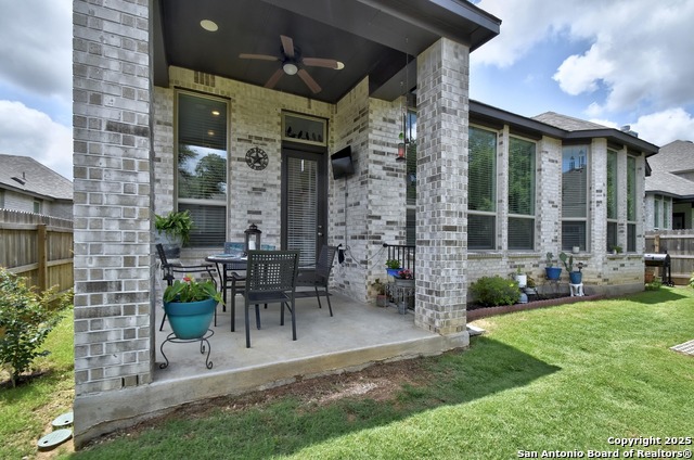 Listing photo id 26 for 2914 Sussex Park