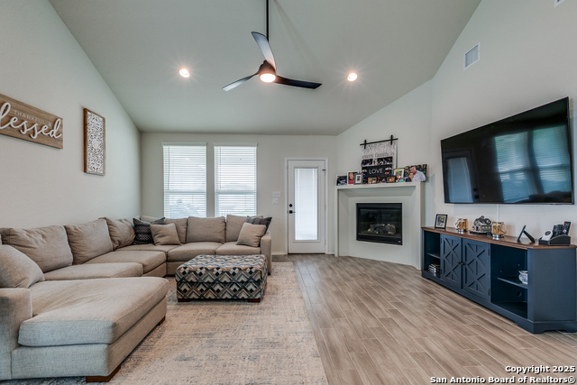 Image 7 of 25 For 2103 Dalhart