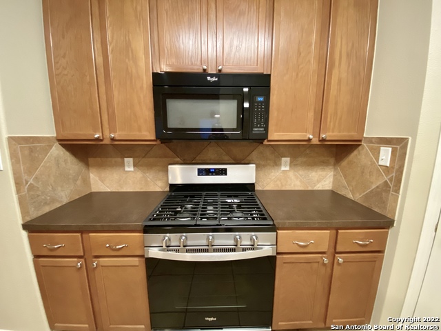 Image 6 of 22 For 20707 Cliff Park