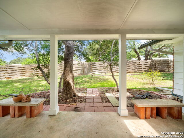 Image 14 of 21 For 107 La Salle Pl