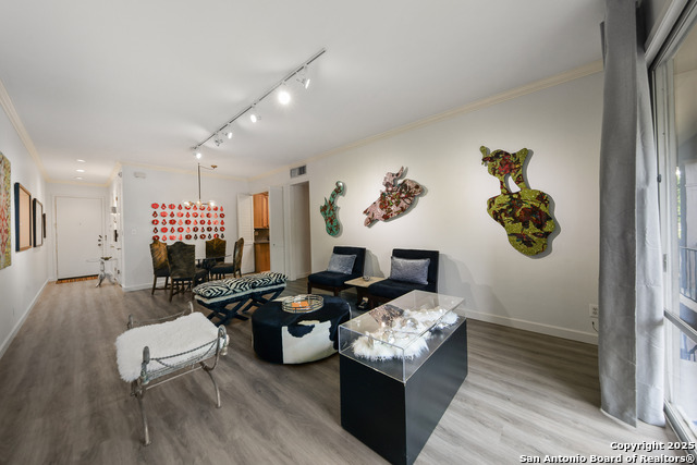 Image 3 of 25 For 7711 Broadway  14b