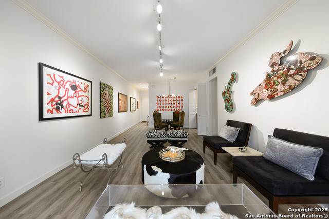Image 5 of 25 For 7711 Broadway  14b