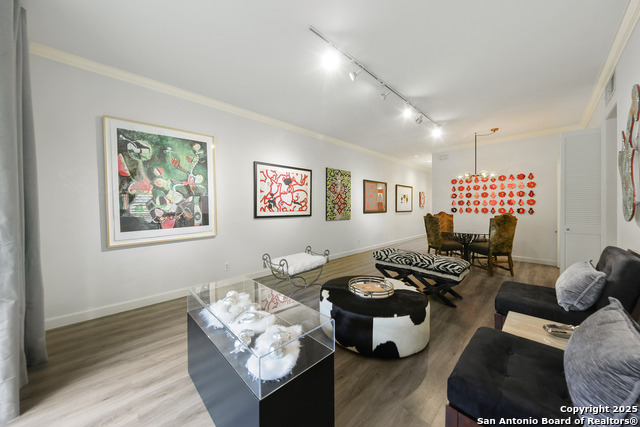 Image 6 of 25 For 7711 Broadway  14b