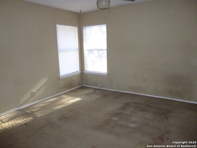 Image 10 of 20 For 651 River Village