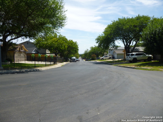 Image 18 of 20 For 651 River Village