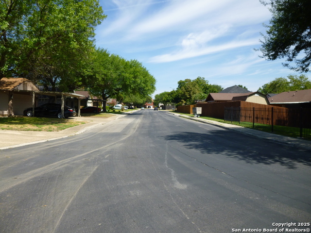 Image 19 of 20 For 651 River Village