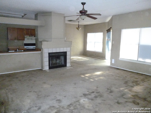 Image 4 of 20 For 651 River Village