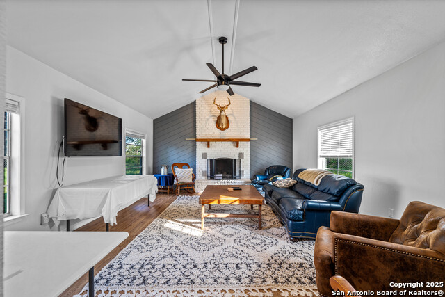 Image 17 of 50 For 7417 Nockenut