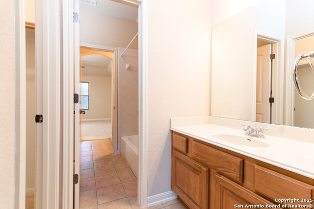 Image 23 of 25 For 18603 Salado