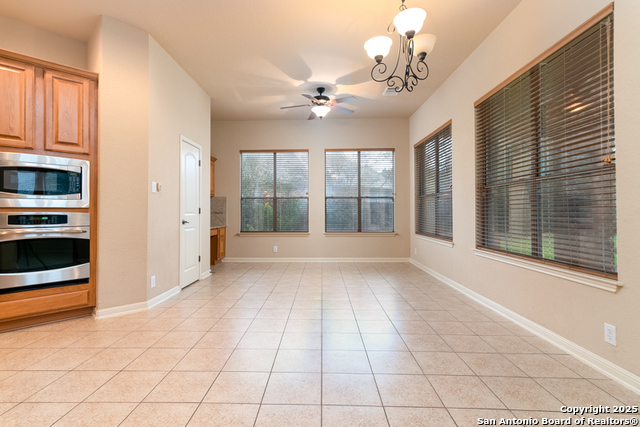 Image 6 of 25 For 18603 Salado