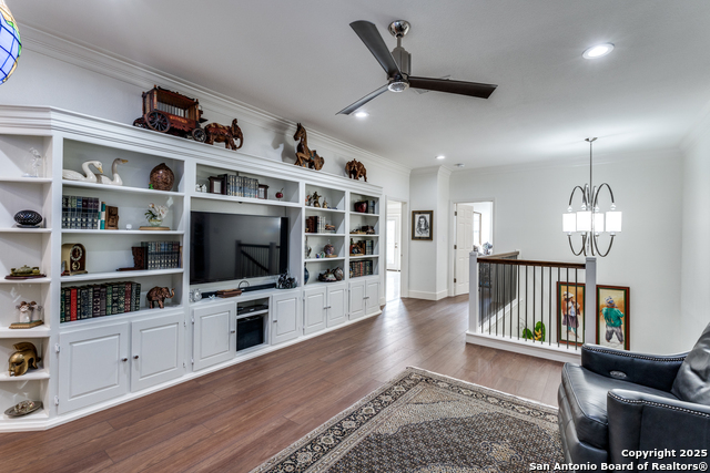 Listing photo id 25 for 12 Rue Charles S