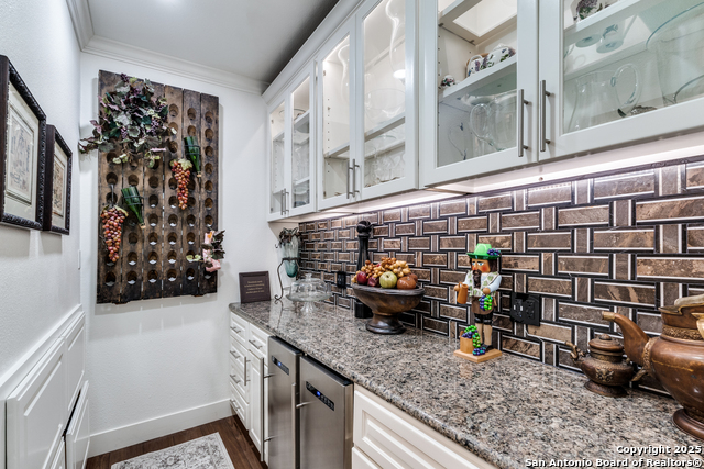 Listing photo id 33 for 12 Rue Charles S