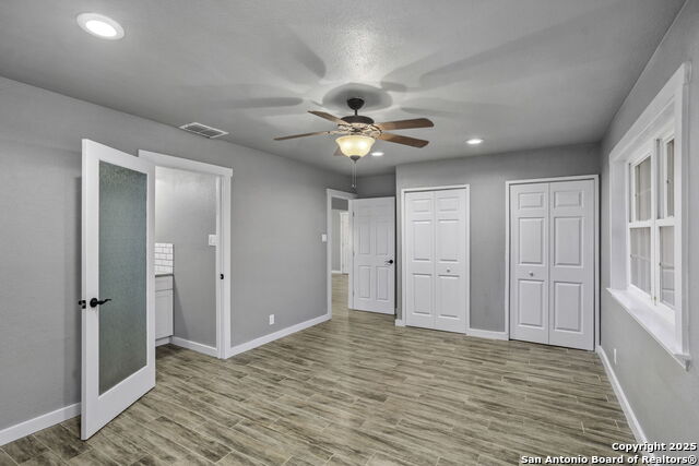 Listing photo id 24 for 2723 Woodline