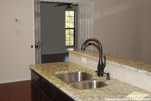 Image 2 of 10 For 12446 Starcrest Dr  204