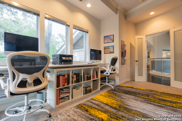 Listing photo id 29 for 10926 Hollow Rdg