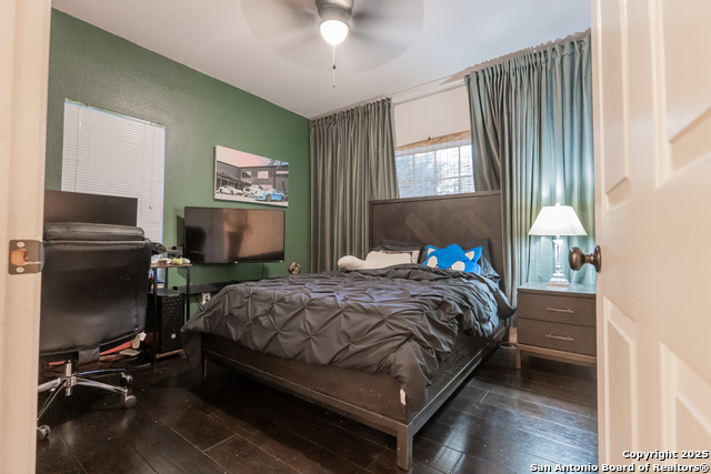 Listing photo id 44 for 10926 Hollow Rdg