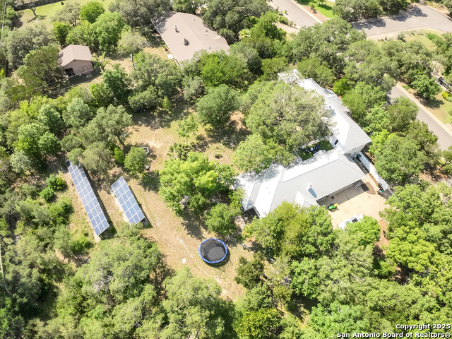 Listing photo id 46 for 10926 Hollow Rdg