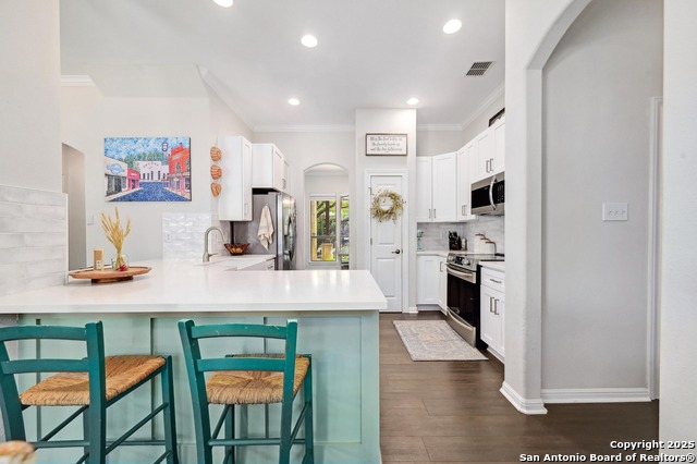 Listing photo id 8 for 15315 Flying Cir