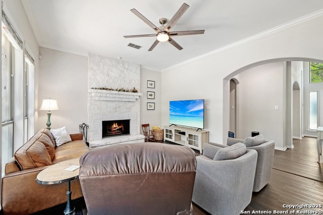 Listing photo id 13 for 15315 Flying Cir
