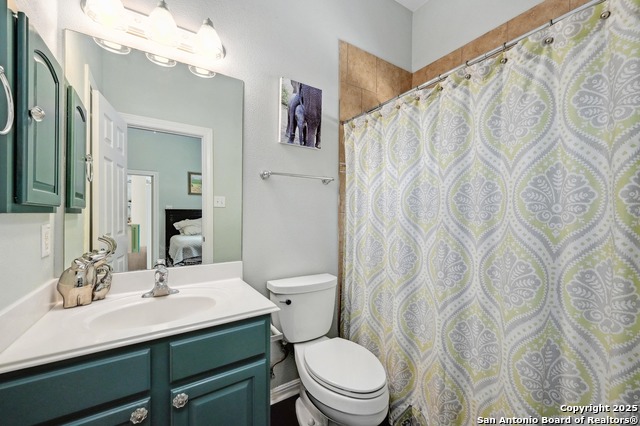 Listing photo id 26 for 15315 Flying Cir