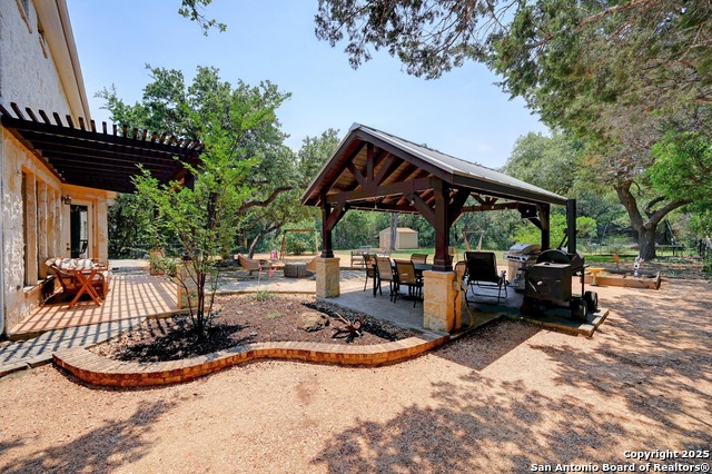 Listing photo id 37 for 15315 Flying Cir