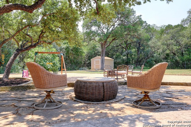 Listing photo id 41 for 15315 Flying Cir