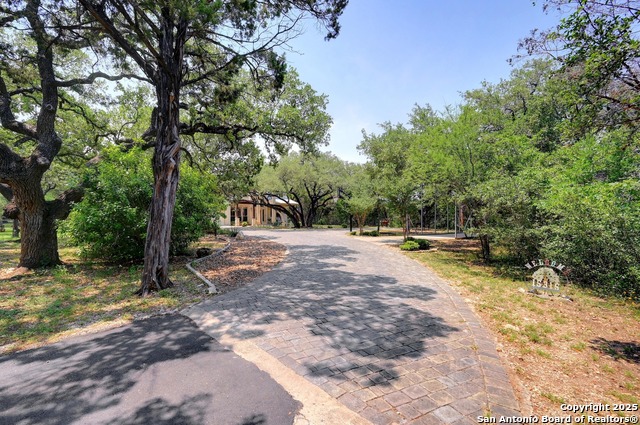 Listing photo id 45 for 15315 Flying Cir