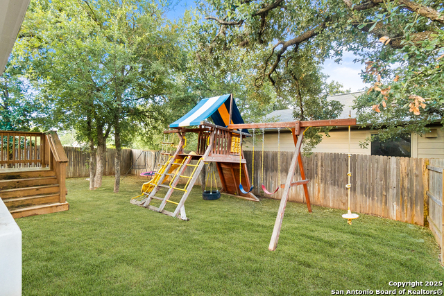 Listing photo id 19 for 11106 Pomona Park