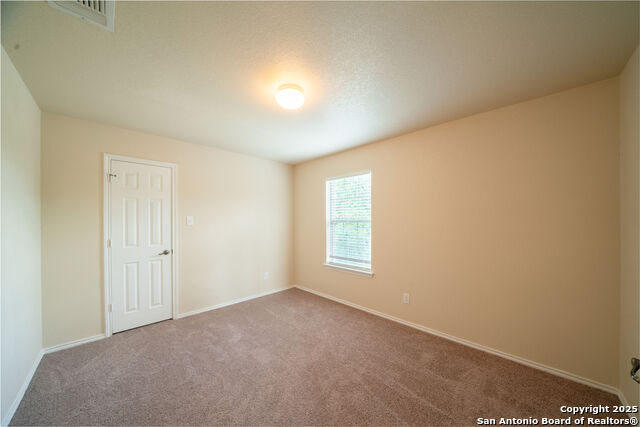 Image 11 of 27 For 7738 Cortland Oak