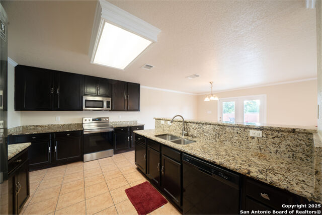 Image 16 of 27 For 7738 Cortland Oak