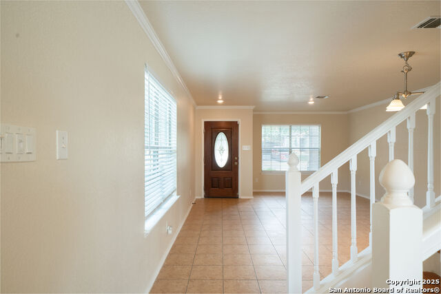 Image 21 of 27 For 7738 Cortland Oak