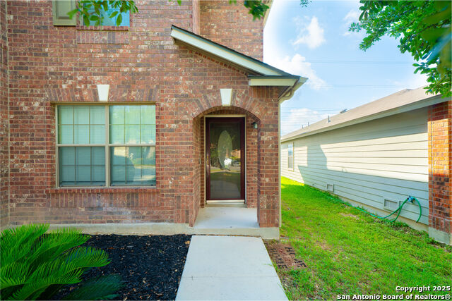 Image 3 of 27 For 7738 Cortland Oak
