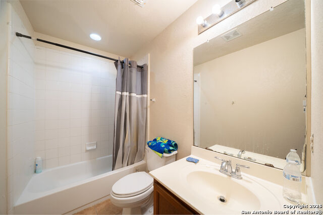 Image 9 of 27 For 7738 Cortland Oak